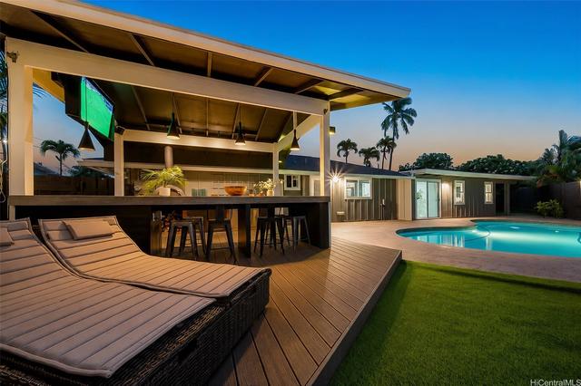 1127 Lauloa St, Kailua, HI 96734