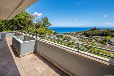 View/Area - 5609 Poola St #A, Honolulu, HI 96821 photo 2 of 3