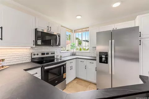 7018 Hawaii Kai Dr #312, Honolulu, HI 96825