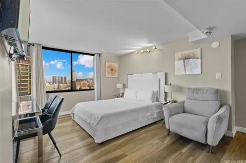444 Niu St #2702, Honolulu, HI 96815