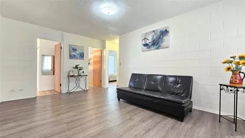 94-245 Leowahine St #E2018, Waipahu, HI 96797