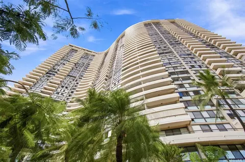 2333 Kapiolani Blvd #3517, Honolulu, HI 96826