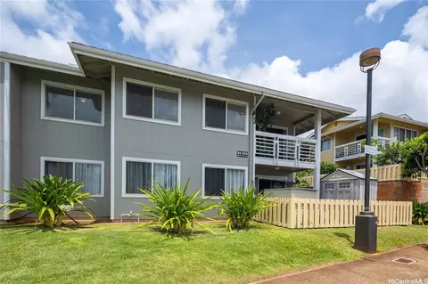 94-534 Kupuohi St #102, Waipahu, HI 96797