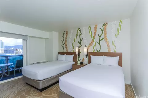 410 Atkinson Dr #1732, Honolulu, HI 96814