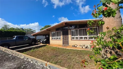 4 Auhili Pl, Wahiawa, HI 96786