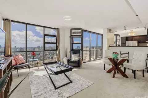 930 Kaheka St #3205, Honolulu, HI 96814