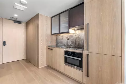 1000 Auahi St #733, Honolulu, HI 96814