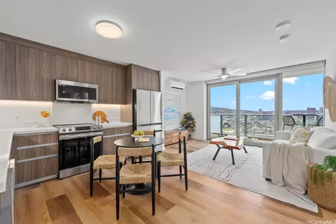 1500 Rycroft St #2807R, Honolulu, HI 96814