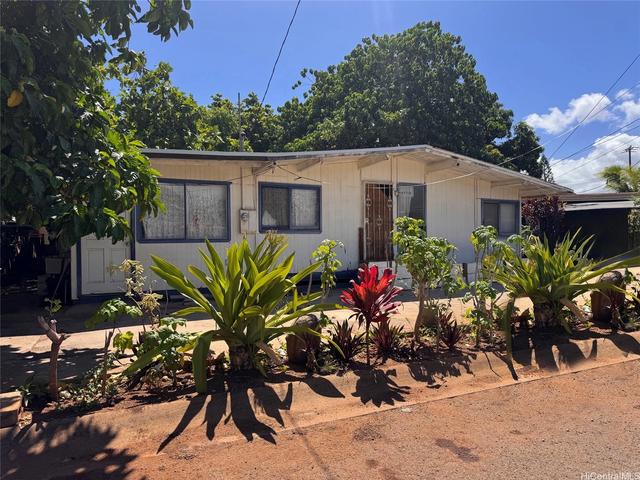94-125 Pahu St #7, Waipahu, HI 96797