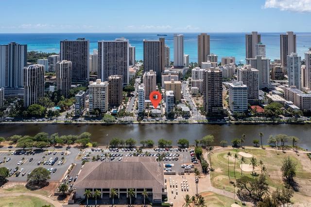 2517 Ala Wai Blvd, Honolulu, HI 96815
