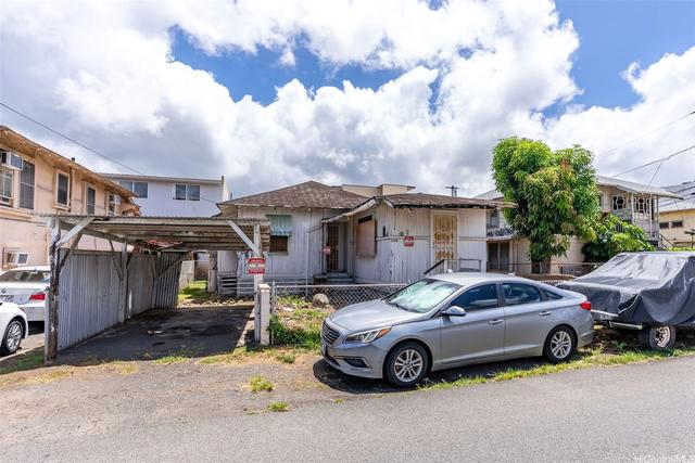 2130 Young St, Honolulu, HI 96826