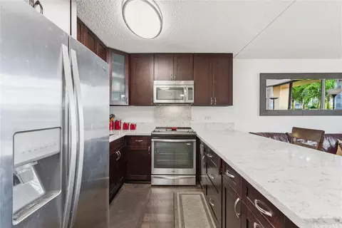 411 Hobron Ln #607, Honolulu, HI 96815