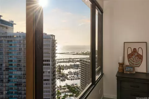 1778 Ala Moana Blvd #2814, Honolulu, HI 96815