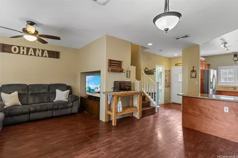 91-1051 Kaileolea Dr #2B2, Ewa Beach, HI 96706