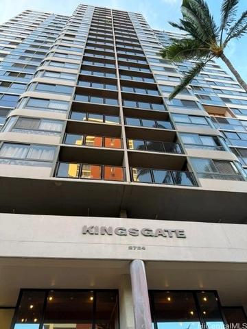 2724 Kahoaloha Ln #2401, Honolulu, HI 96826