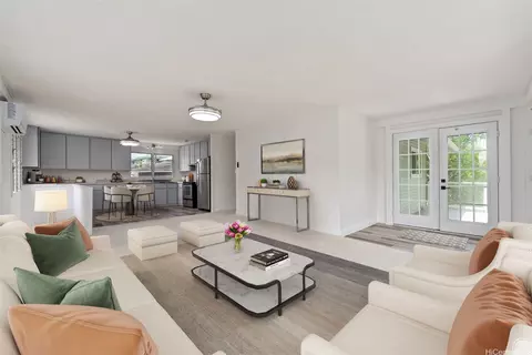 1756 Gulick Ave # -C, Honolulu, HI 96819