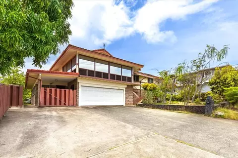 1244 Hala Dr, Honolulu, HI 96817