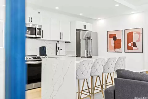 201 Ohua Ave #1610, Honolulu, HI 96815