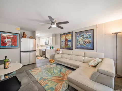 929 Ahana St #309, Honolulu, HI 96814