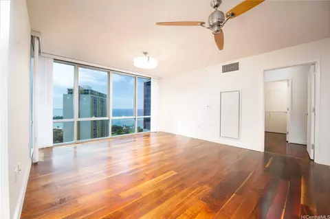 1189 Waimanu St #2505, Honolulu, HI 96814