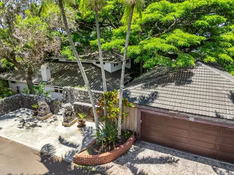 99-24 Lohea Pl, Aiea, HI 96701