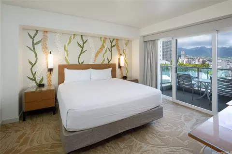 410 Atkinson Dr #1027, Honolulu, HI 96814