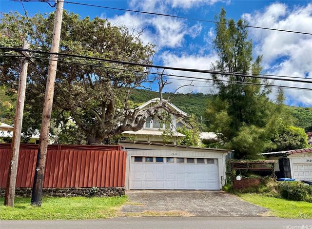 2420 E Manoa Rd, Honolulu, HI 96822
