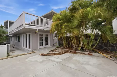 Exterior - 920 Leighton St, Honolulu, HI 96821 photo 3 of 5