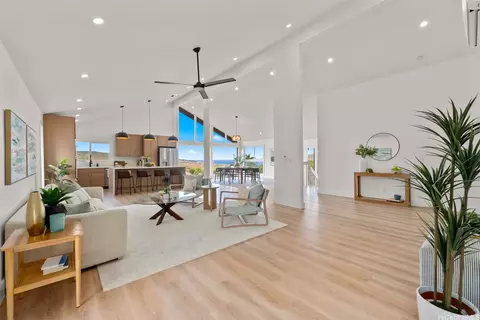 1059 Kaumoku St, Honolulu, HI 96825