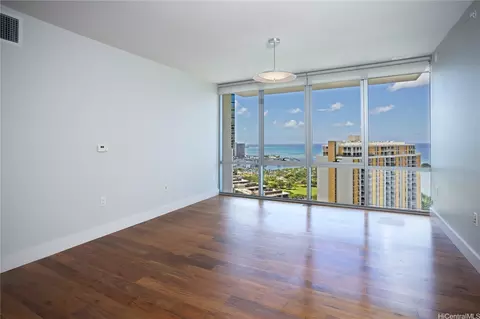 1189 Waimanu St #3202, Honolulu, HI 96814