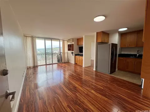 1425 Liliha St #14H, Honolulu, HI 96817