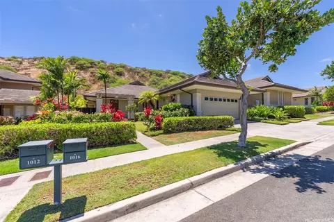 1016 Koko Uka Pl, Honolulu, HI 96825