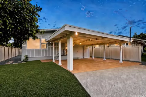 1227 Kaala Ave, Wahiawa, HI 96786