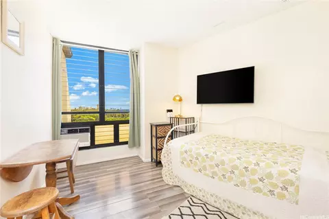 134 Kapahulu Ave #907, Honolulu, HI 96815