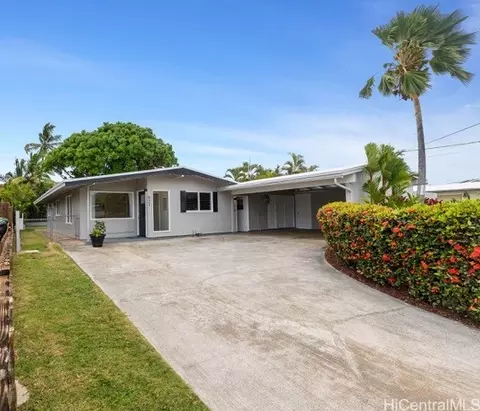 621 Palawiki St, Kailua, HI 96734