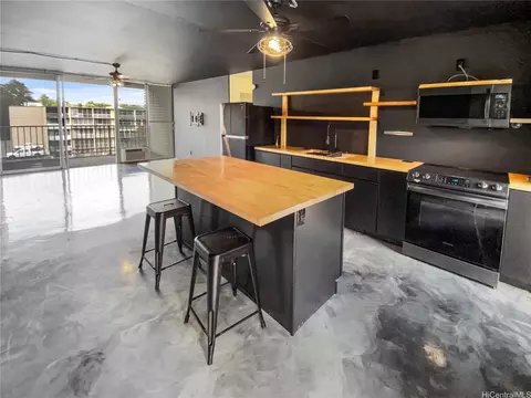 95-2047 Waikalani Pl #D601, Mililani, HI 96789