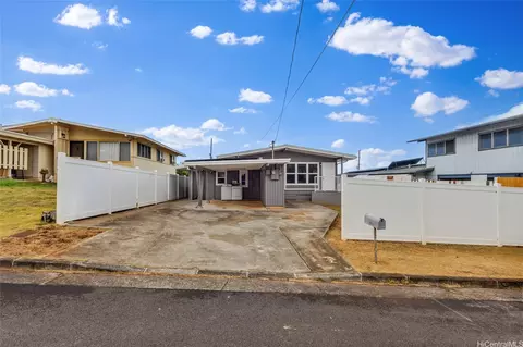 923 Upalu St, Pearl City, HI 96782