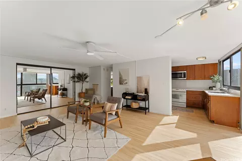 2724 Kahoaloha Ln #1507, Honolulu, HI 96826