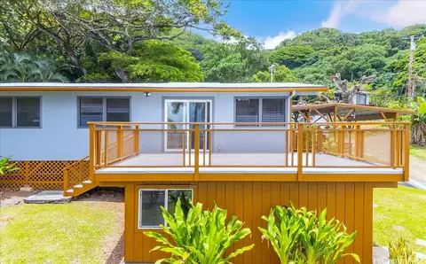 47-860 Kamehameha Hwy, Kaneohe, HI 96744