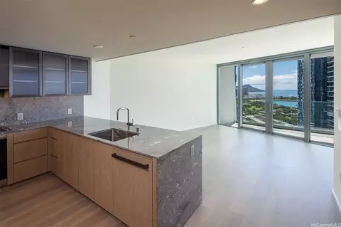 1000 Auahi St #2504, Honolulu, HI 96814