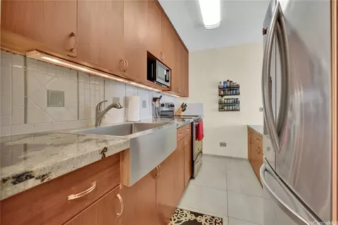 1519 Nuuanu Ave #1244, Honolulu, HI 96817