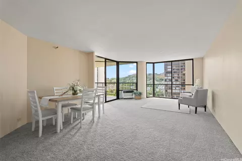 2101 Nuuanu Ave #I801, Honolulu, HI 96817