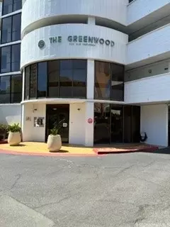1128 Ala Napunani St #1804, Honolulu, HI 96818