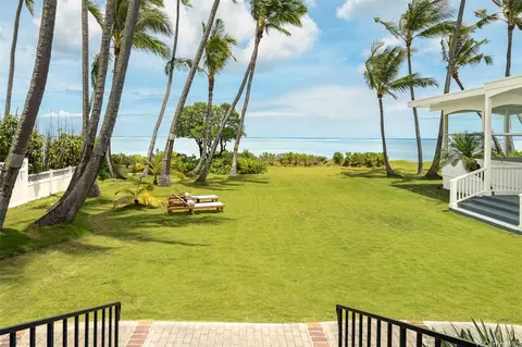 4929 Kalanianaole Hwy, Honolulu, HI 96821
