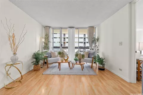 775 Kinalau Pl #706, Honolulu, HI 96813