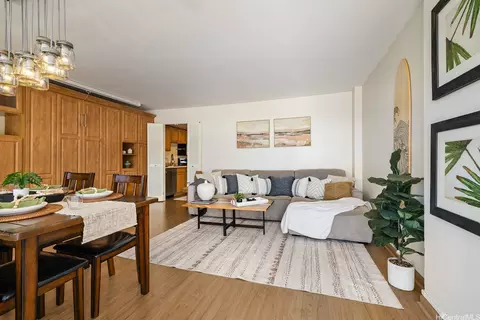 1020 Green St #711, Honolulu, HI 96822