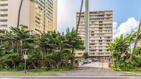 435 Seaside Ave #1604, Honolulu, HI 96815
