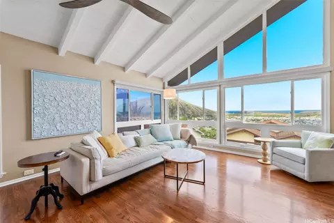 947 Kauku Pl, Honolulu, HI 96825