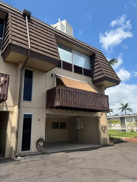 98-281 Ualo St #T6, Aiea, HI 96701