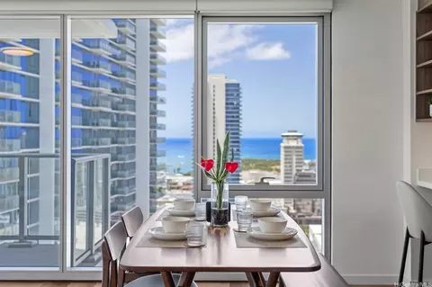 1515 Liona St #3101, Honolulu, HI 96814